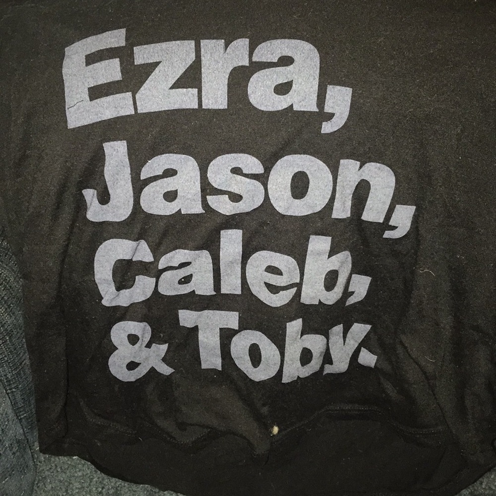 Black (Pretty Little Liars) Crop Top